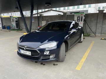 Авто Tesla Model S 2012 № 8684469