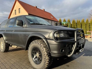 Авто Mitsubishi Pajero 1999 № 8684725