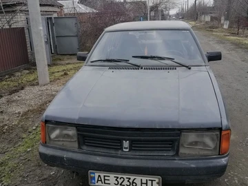 Авто  2141 1997 № 8684798