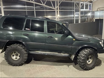 Авто Toyota Land Cruiser 105 1998 № 8684801