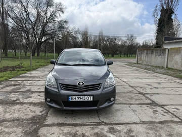 Авто Toyota Verso 2010 № 8684923