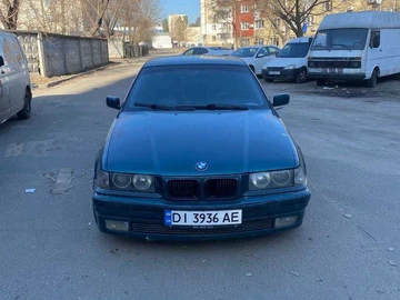 Авто BMW 3 Серия 1993 № 8685017