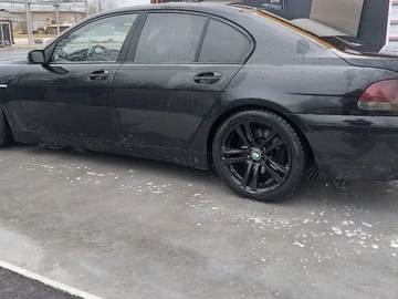 Авто BMW 7 Серия 2004 № 8685132