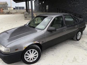 Авто Opel Vectra 1989 № 8685224