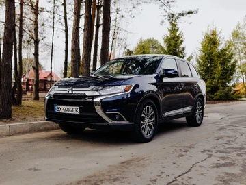 Авто Mitsubishi Outlander 2017 № 8685238