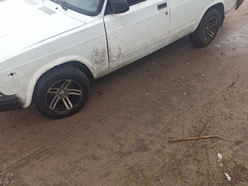 Авто ВАЗ 2107 1984 № 8685434