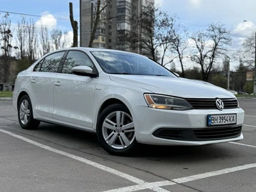Авто Volkswagen Jetta 2014 № 8685457