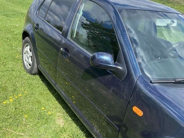 Авто Volkswagen Golf 2002 № 8685469