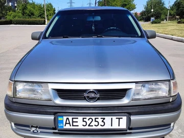 Авто Opel Vectra 1994 № 8685571