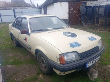 Авто Opel Rekord 1985 № 8685593