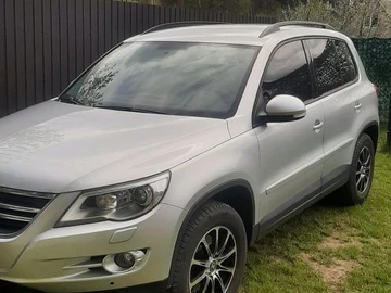 Авто Volkswagen Tiguan 2010 № 8685624