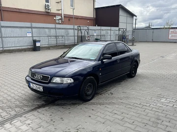 Авто Audi A4 2001 № 8685631