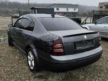 Авто Skoda Superb 2004 № 8685640