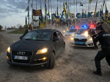 Авто Audi Q7 2007 № 8685645
