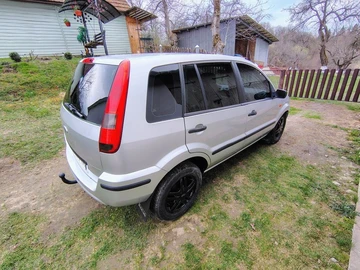 Авто Ford Fusion 2004 № 8685818