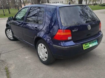 Авто Volkswagen Golf 1998 № 8685824