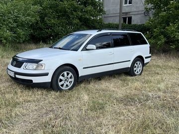 Авто Volkswagen Passat Variant 2000 № 8685957