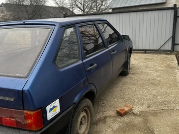 Авто ВАЗ 2109 1996 № 8686010