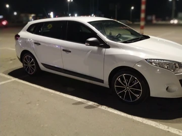 Авто Renault Megane 2011 № 8686194