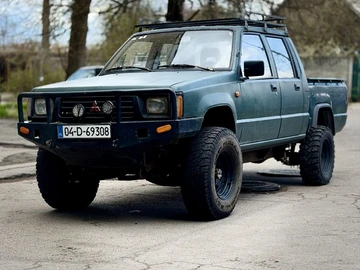 Авто Mitsubishi L 200 2000 № 8686226