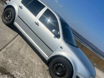 Авто Volkswagen Golf 2002 № 8686268