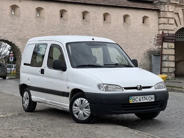 Авто Peugeot Partner 2000 № 8686599