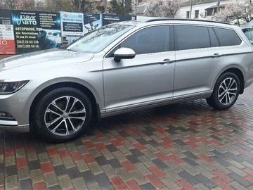 Авто Volkswagen Passat Variant 2017 № 8686612