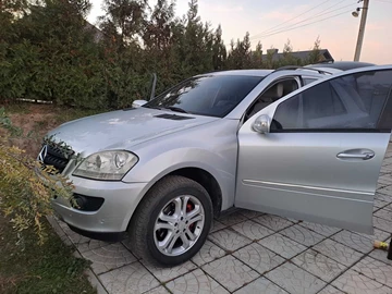Авто Mercedes 320 2005 № 8686812