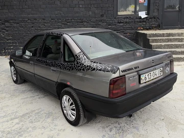 Авто Opel Vectra 1989 № 8686854