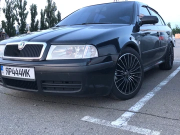 Авто Skoda Octavia 2003 № 8686864