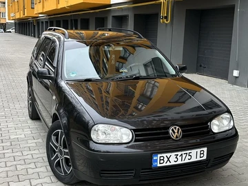 Авто Volkswagen Golf 2000 № 8687038