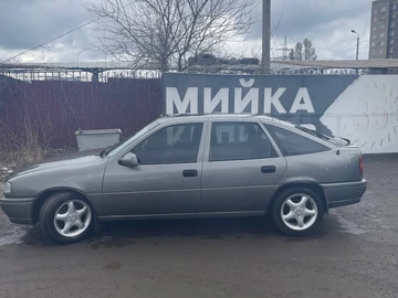Авто Opel Vectra 1990 № 8687321