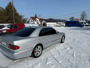 Авто Mercedes 200 2000 № 8687331