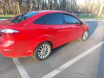 Авто Ford Fiesta 2013 № 8687341