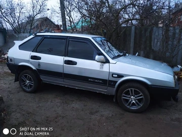 Авто ВАЗ 21093 2004 № 8687595