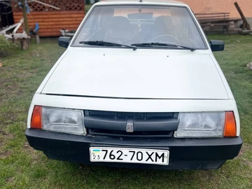 Авто ВАЗ 2109 1989 № 8687787