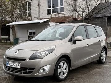 Авто Renault Grand Scenic 2010 № 8687795