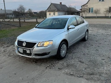 Авто Volkswagen Passat Sedan 2005 № 8687814