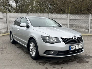 Авто Skoda Superb 2014 № 8687840