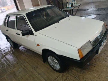 Авто ВАЗ 21099 1992 № 8687851