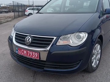 Авто Volkswagen Touran 2008 № 8688117