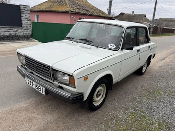 Авто ВАЗ 2107 1998 № 8688141