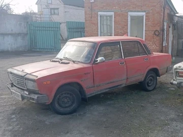 Авто ВАЗ 2107 1993 № 8688154