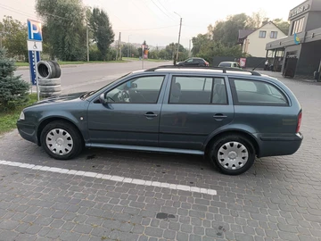 Авто Skoda Octavia 2005 № 8688164
