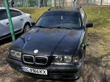 Авто BMW 3 Серия 1992 № 8688212