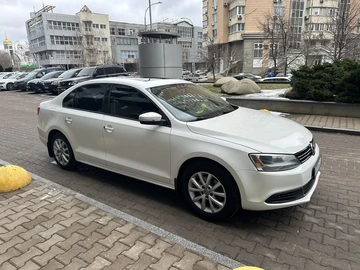 Авто Volkswagen Jetta 2011 № 8688345