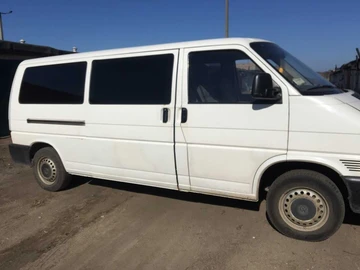 Авто Volkswagen Caravelle 1999 № 8688380