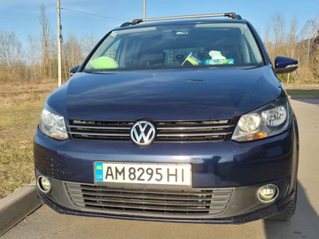 Авто Volkswagen Touran 2011 № 8688389
