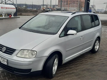 Авто Volkswagen Touran 2004 № 8688585