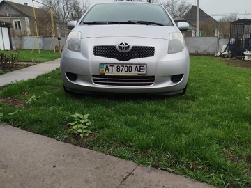 Авто Toyota Yaris 2006 № 8688613